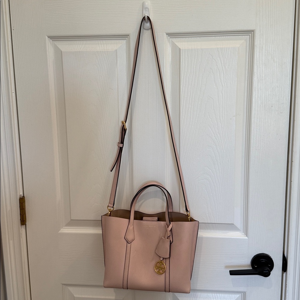 Tory Burch Perry Small Triple Compartment Tote 81928 Shell Pink - Picture 16 of 16